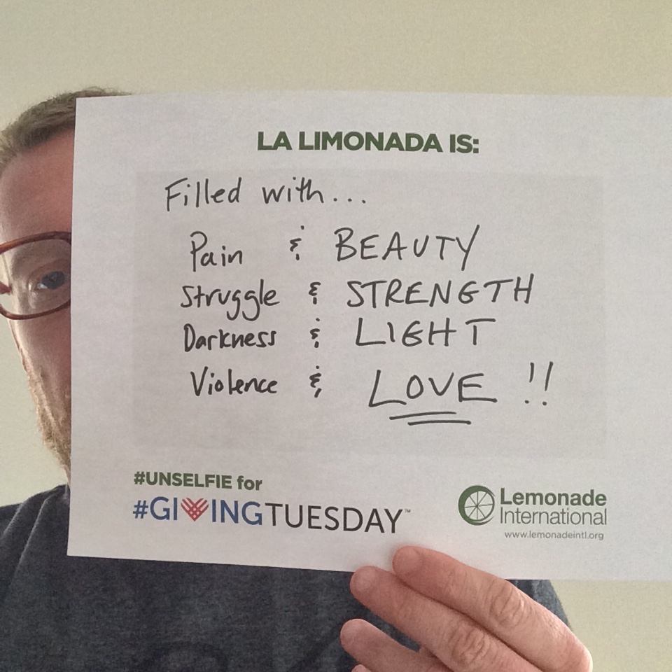 Giving_Tuesday-Unselfie